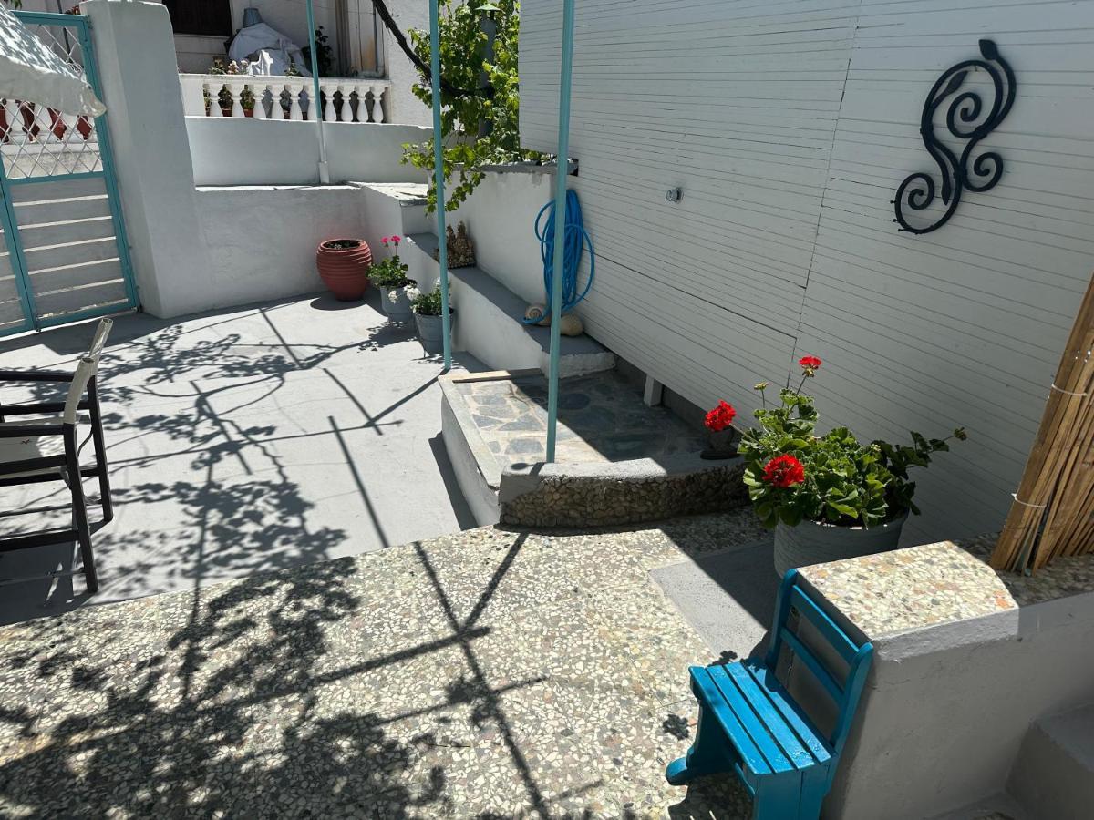 Brinia Cosy Apartment Poros Town Extérieur photo